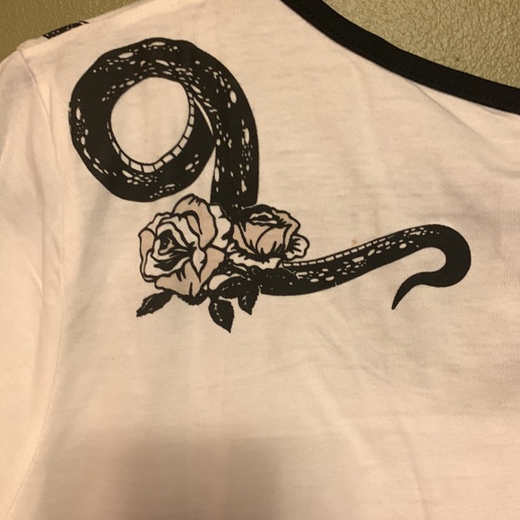 Snakes & Roses Ringer T-Shirt - Picture 5 of 5